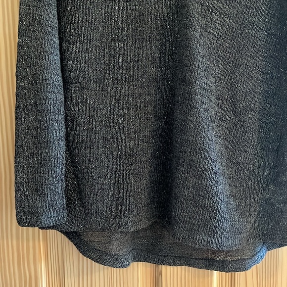 Aeropostale Dark Gray V Neck‎ Sweater Size Large - Picture 3 of 5